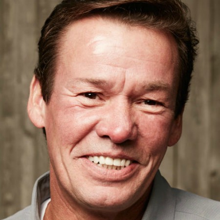 Is Arthur Wahlberg Married? What’s His Net Worth 2022? Siblings, Bio Is Arthur Wahlberg Married? What’s His Net Worth 2022? Siblings, Bio