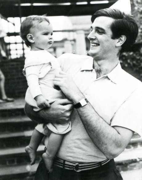 Brooke Shields with her father in her childhood picture