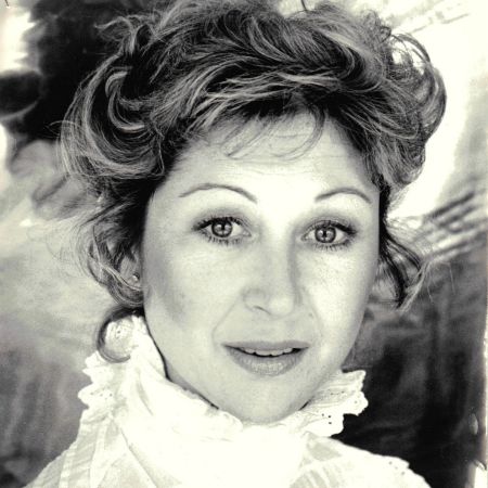 What’s Rocky Parker Cause of Death? Her Husband & Kids, Net Worth What’s Rocky Parker Cause of Death? Her Husband & Kids, Net Worth