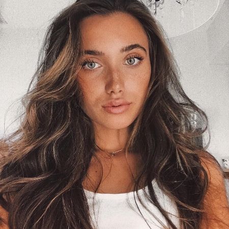 What is the Net Worth of Hannah Meloche? Who is Her Boyfriend? What is the Net Worth of Hannah Meloche? Who is Her Boyfriend?