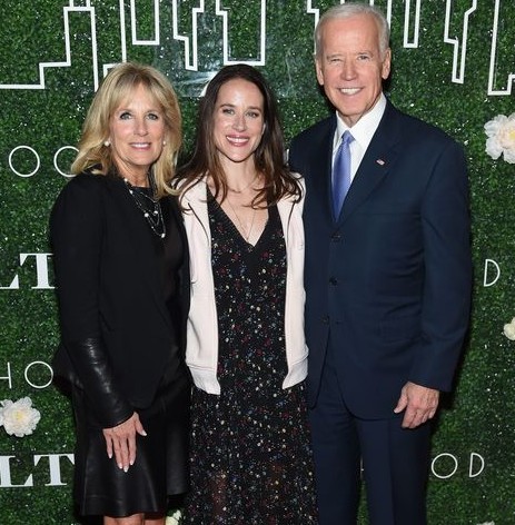 Jill Biden with her husband Joe and their daughter