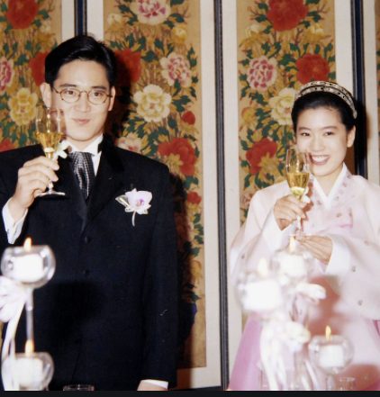 Lee Jae Yong with his ex-wife Im Se-ryung