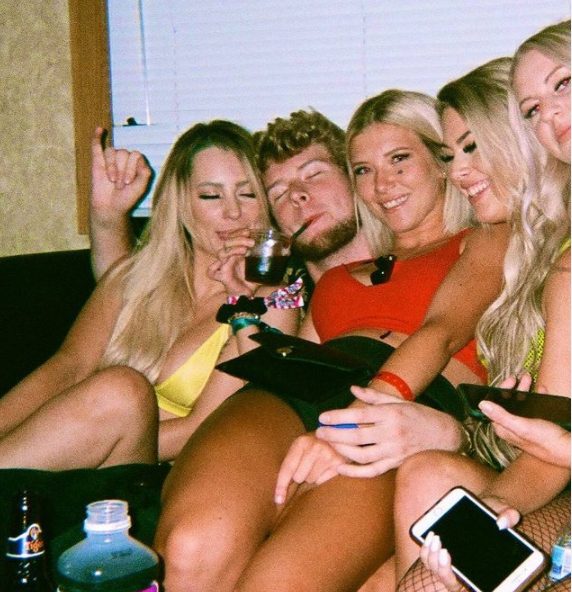 Yung with his female friends