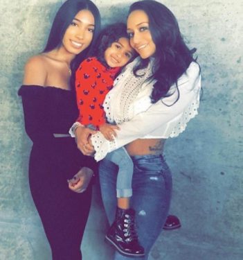 Zillah Jade Amey with her mother Nia Guzman Amey and sister