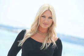 Brooke Hogan posing for the photo