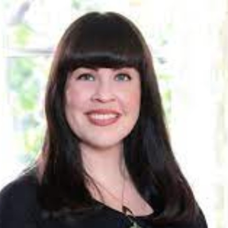 Estimated Net Worth 2023 & Age of Caitlin Doughty; Wiki | Husband