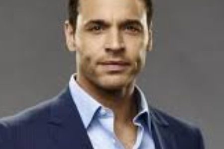 Daniel Sunjata