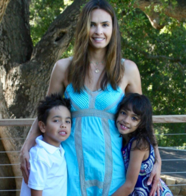 Sophia Rosalinda Bratt with her mother and brother
