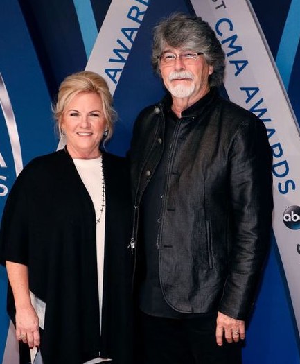 Alison Sena Yeuell's parents