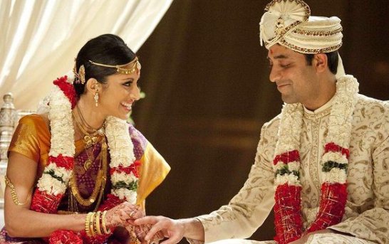 Ariya Eliana Katdare's parents' wedding photo