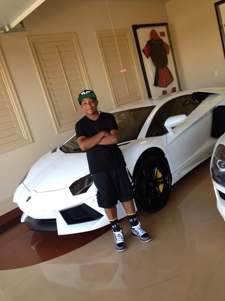 Zion Shamaree Mayweather with the car