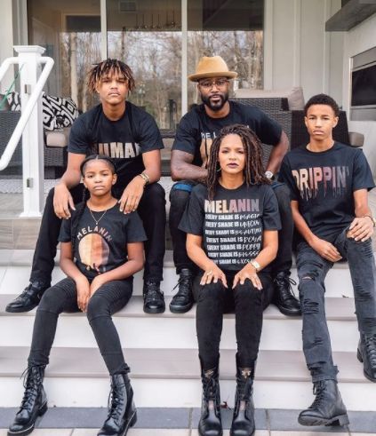 Atoya Burleson with her husband, Nate Burleson and their kids