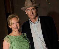 Caption: Caroline Smedvig with her husband James Taylor