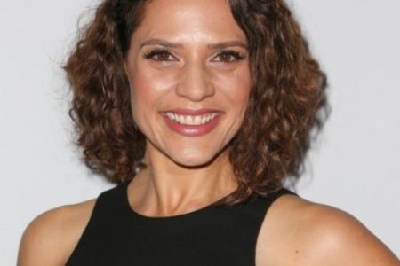 Monique Gabriela Curnen