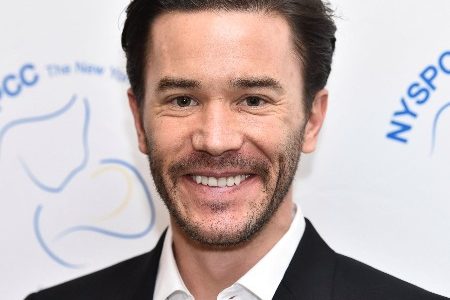 Tom Pelphrey