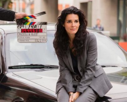 Emery Hope Sehorn's mother Angie Harmon posing for a photo with her car