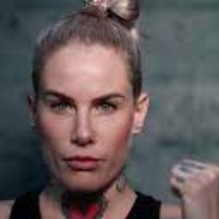What is Bec Rawlings Net Worth 2022? Wife, Daughter, Parents, Sibling