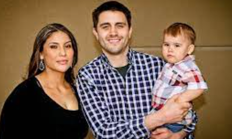 Seager Marie McCullah with her husband Carlos Condit and little son