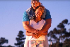 Tony Mandarich with his wife