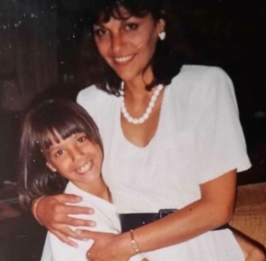 Kristen Doute childhood photo with her mother