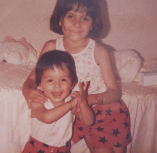 Lora Arellano's childhood photo with her sister