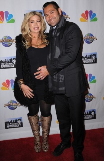 Michelle Mangan with her husband, Johnny Damon