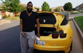 Olla Naber's ex-lover James Harden with the car