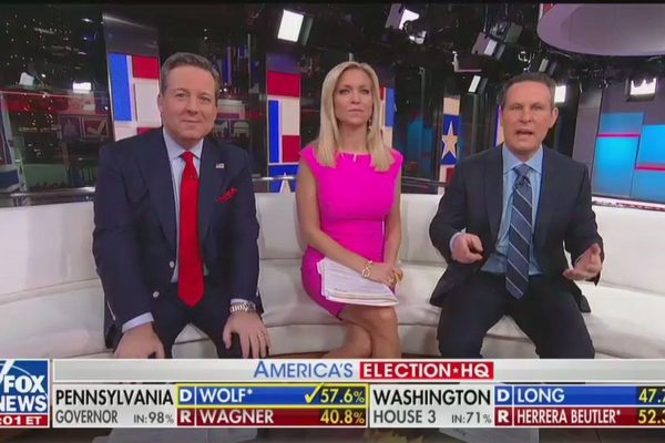 Mike Jerrick deliveriy the news along with her friends