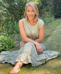 Laura Hamilton posing for the photo
