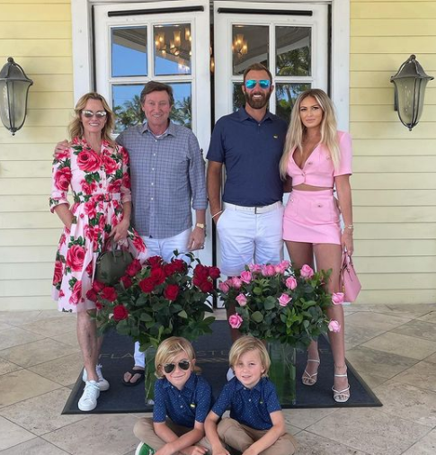 Paulina Gretzky family photo 