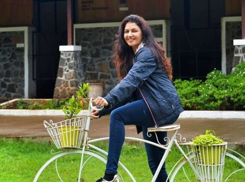 Bhagyashree, Indian actress