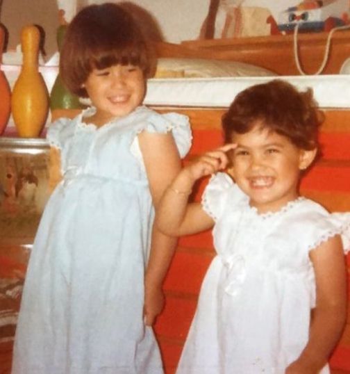 Sachi Tamashiro's childhood photo with her sister