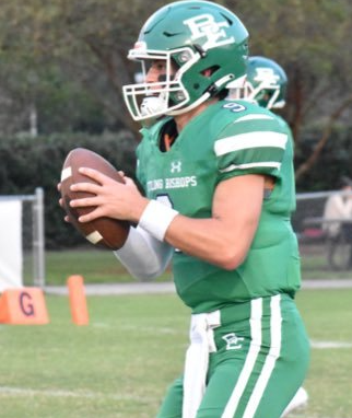 Ed Marinaro getting ready to play football