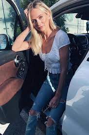 Lauren Bushnell with the car