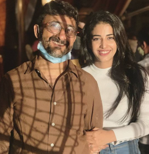 Daksha Nagarkar with her father