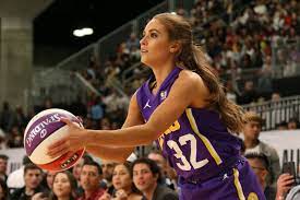 Rachel A DeMita playing basketball