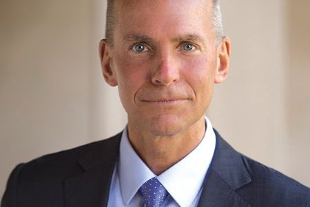 Dennis Muilenburg