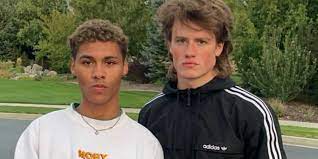 Damen Mummert with his friend