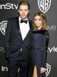 Dominic Sherwood with his lover Sarah Hyland