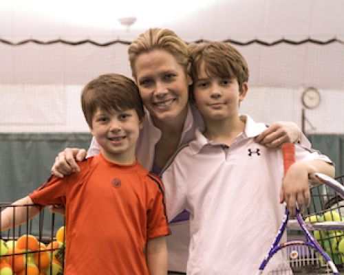 Chris McKendry with her children