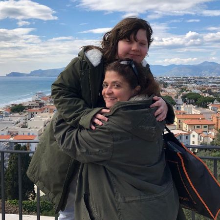 Alex Guarnaschelli with her daughter, Ava Clark