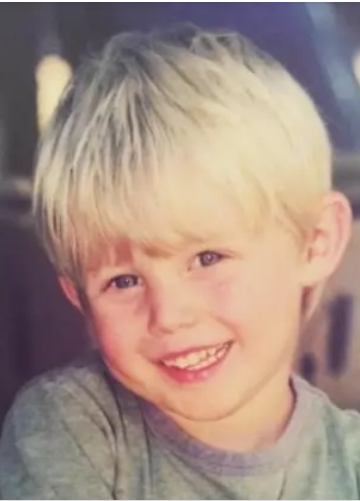 Jo Beth Taylor's childhood photo