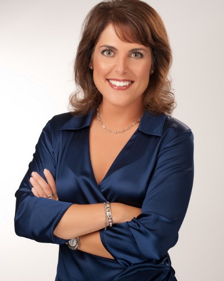 Cara Capuano, American sports anchor