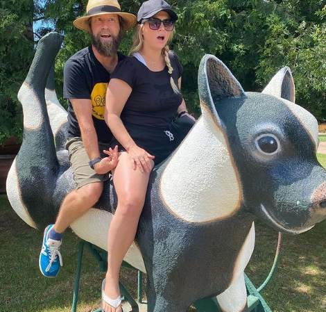 Josh Blue with his girlfriend, Mercy Gold