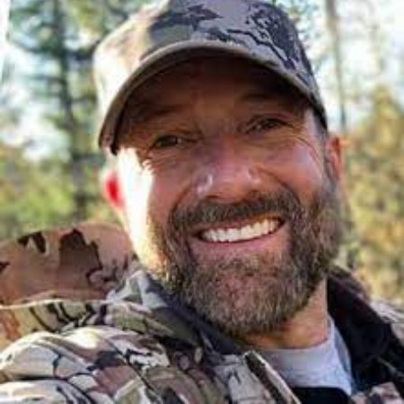 What is the Net Worth 2023 of Cameron R. Hanes? Age & Bio What is the Net Worth 2023 of Cameron R. Hanes? Age & Bio