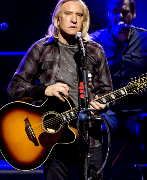 Joe Walsh posing for the photo