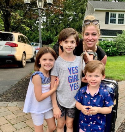 Meredith Marakovits with her cousin