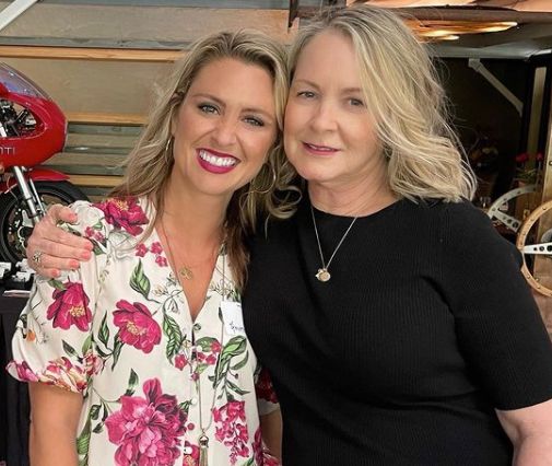 Amanda Busick with her mother