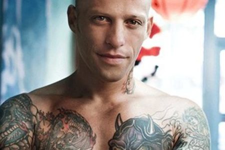 Ami James