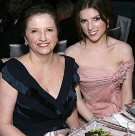 Anna Kendrick with her mother, Janice Kendrick